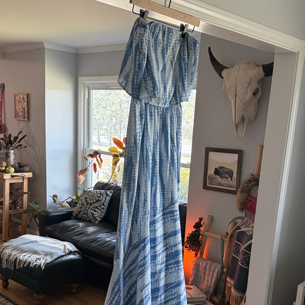 VICI Light Blue Tie-Dye Maxi Dress never worn - too long for my body! Small - Picture 4 of 6
